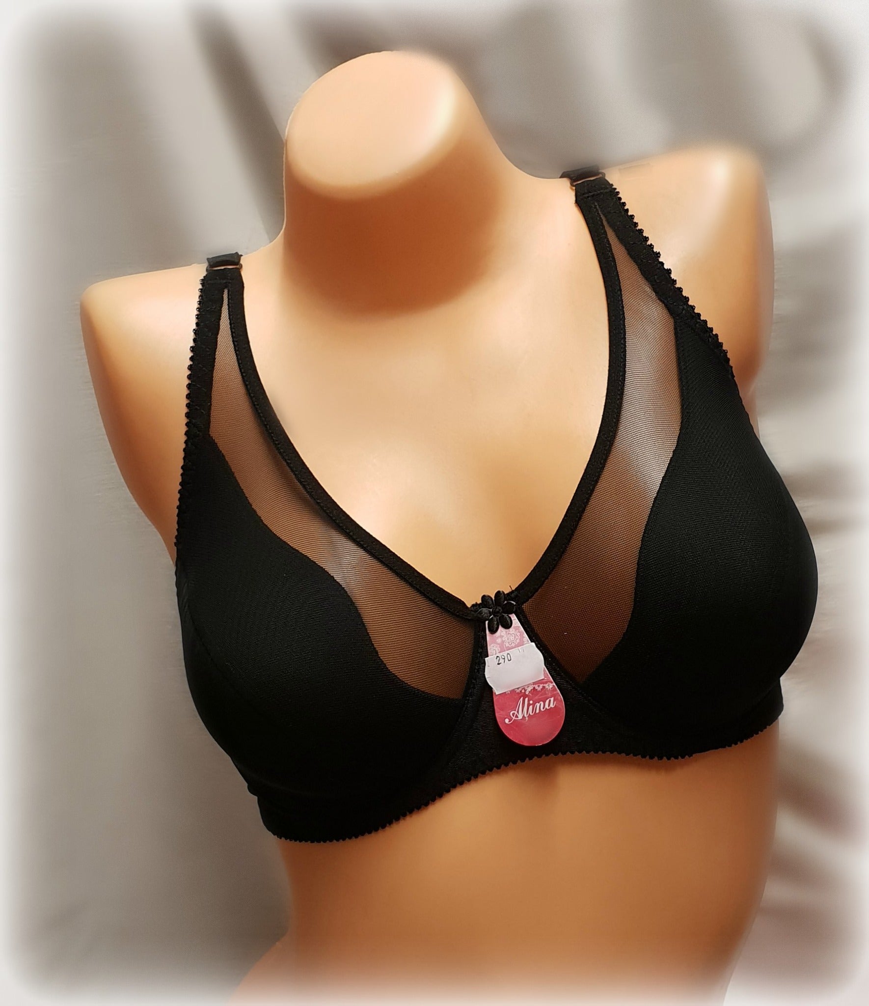 Liemenėlė Alina – vizualiai mažinanti, prilaikanti, be nėrinių, latviška kokybė ko