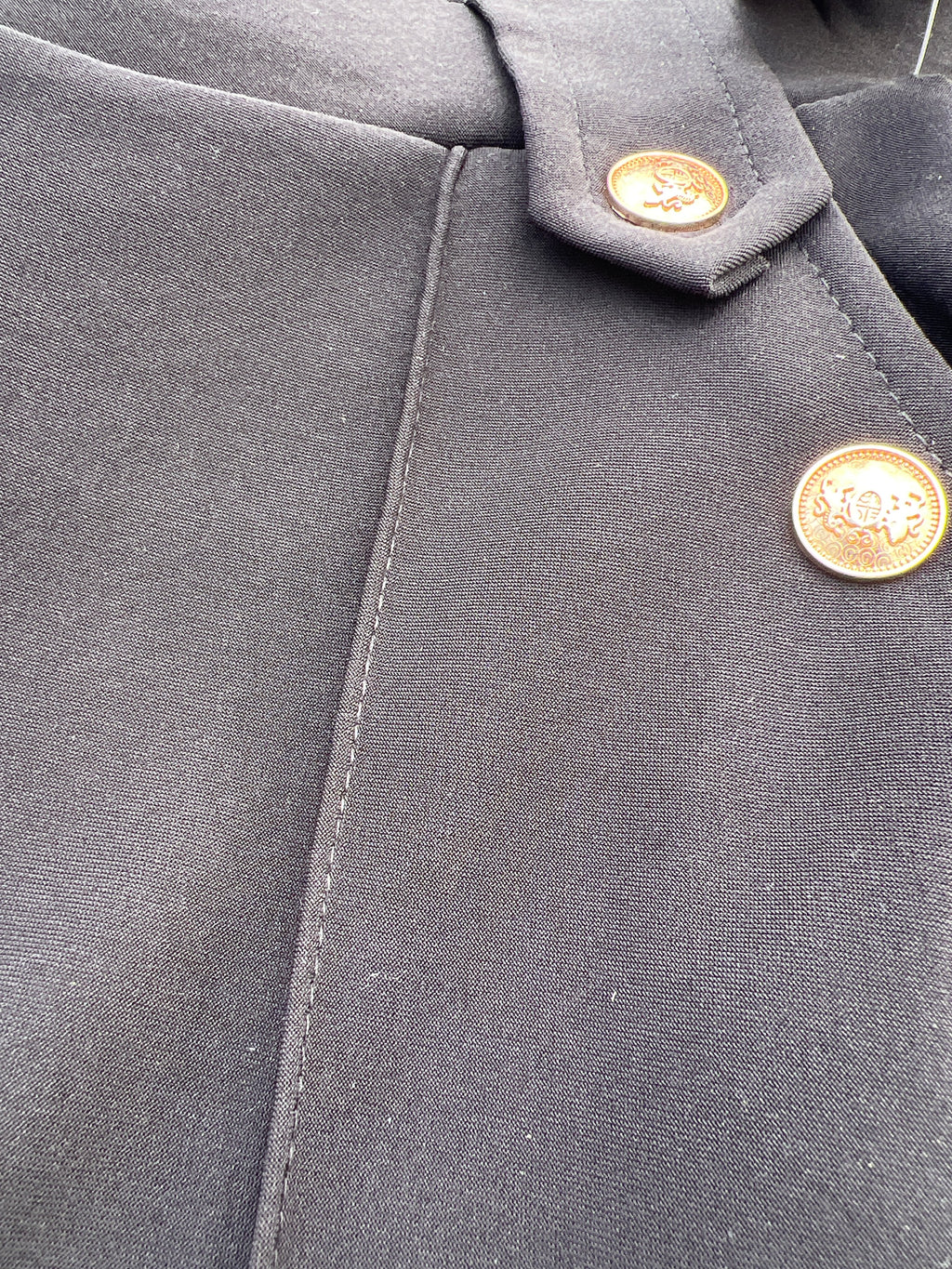 Lowong juodos tamrios kelnės l su sagomis didesni dydziu placios 1190