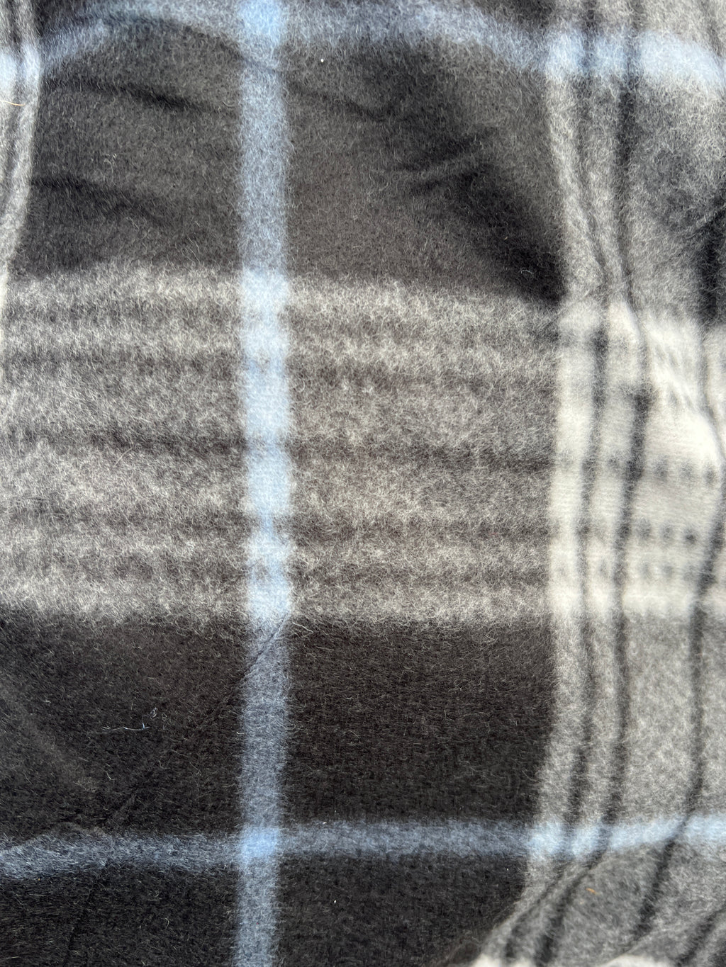 Languoti ploni marškiniai