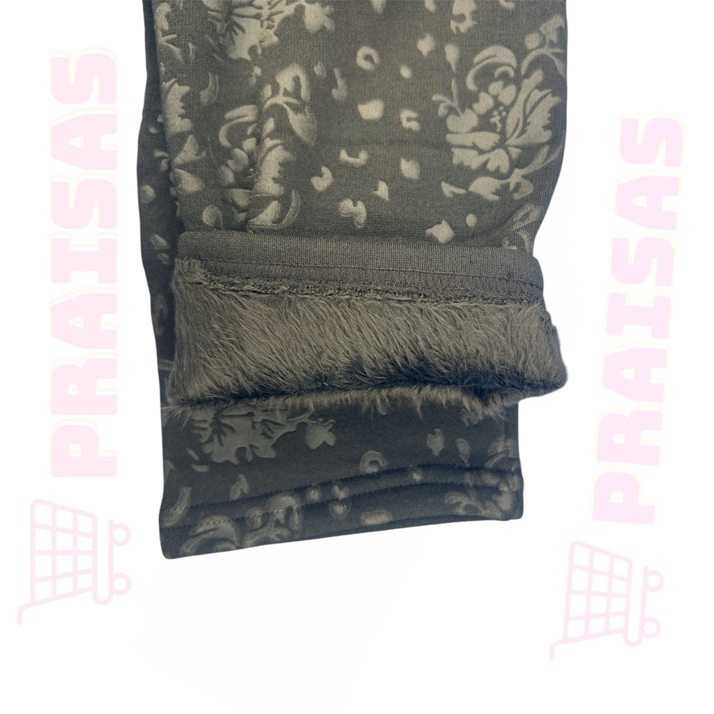 Tamprės su raštu šiltos